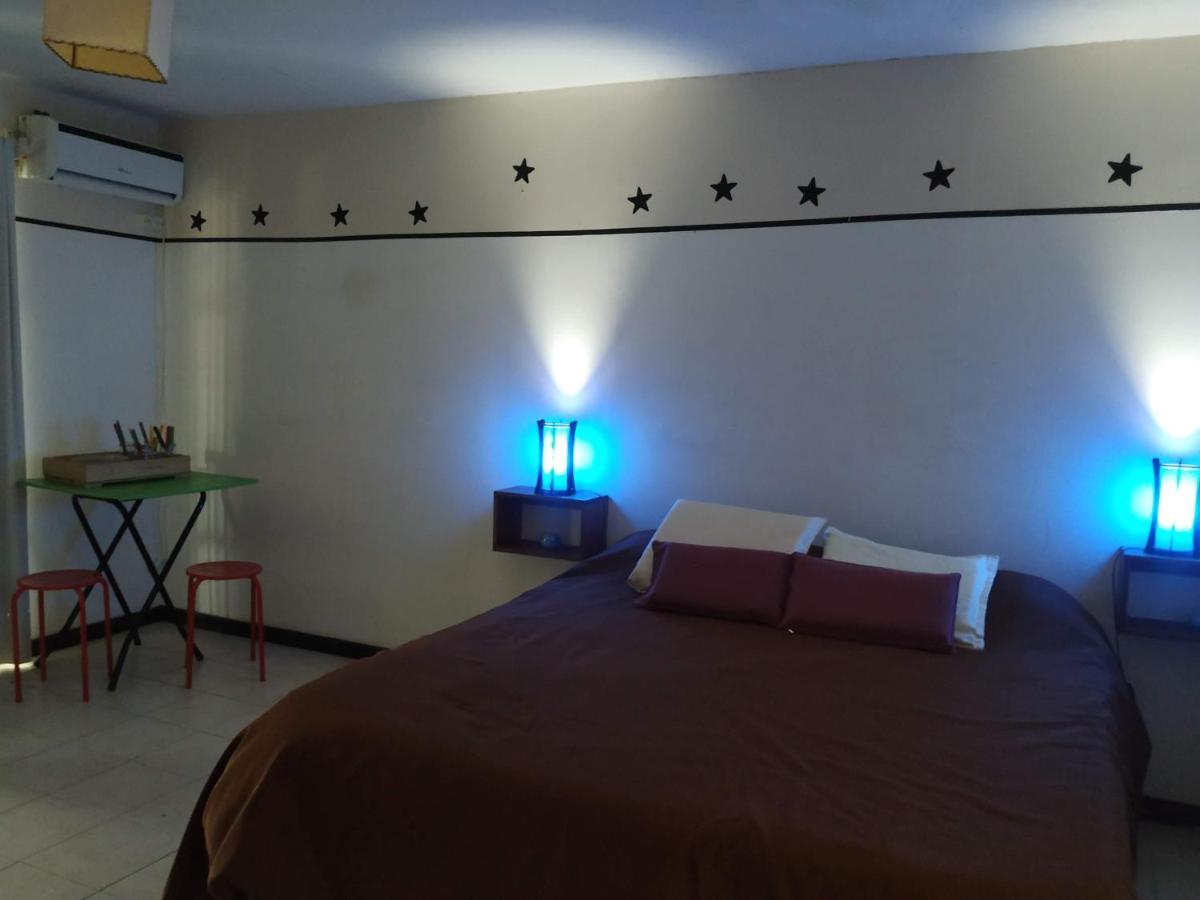 Hotel Complejo Aloha à Puerto Pirámides Extérieur photo