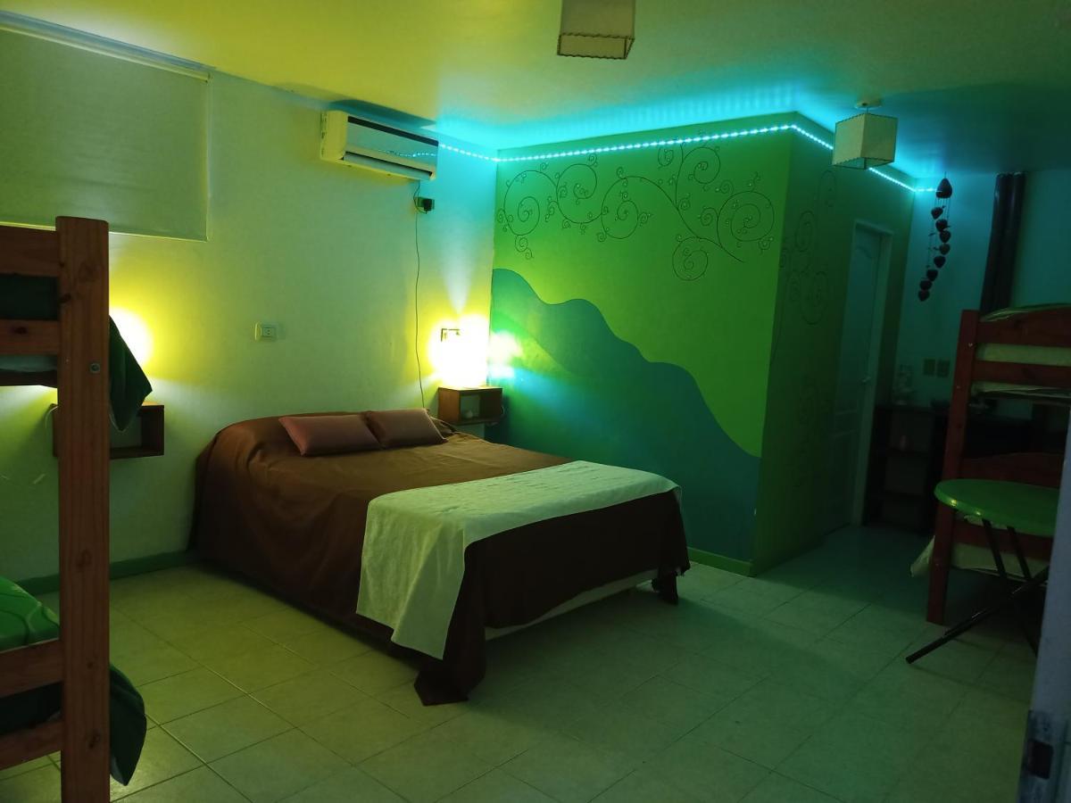 Hotel Complejo Aloha à Puerto Pirámides Extérieur photo