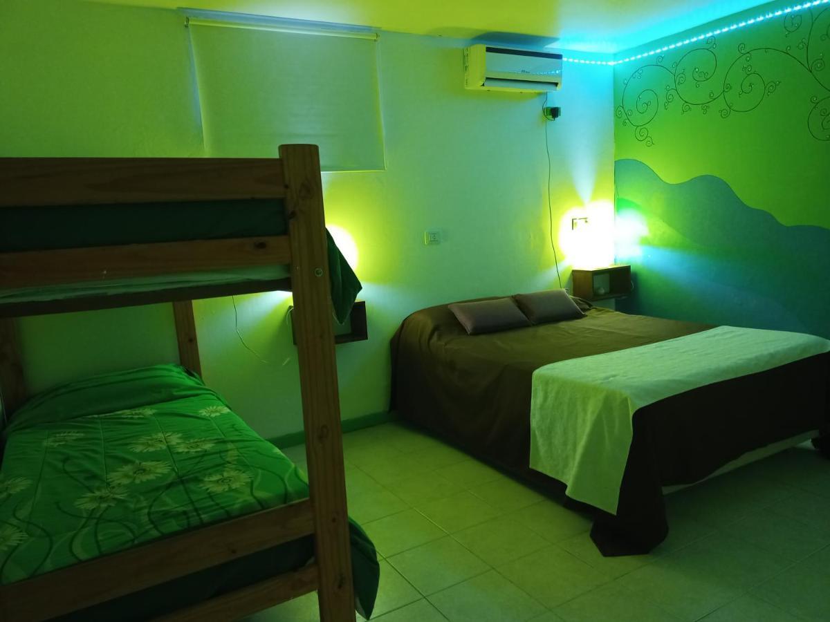 Hotel Complejo Aloha à Puerto Pirámides Extérieur photo