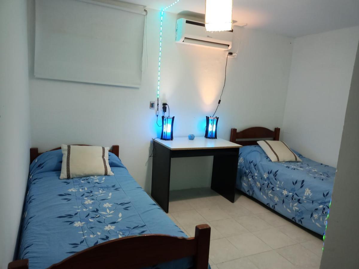 Hotel Complejo Aloha à Puerto Pirámides Extérieur photo